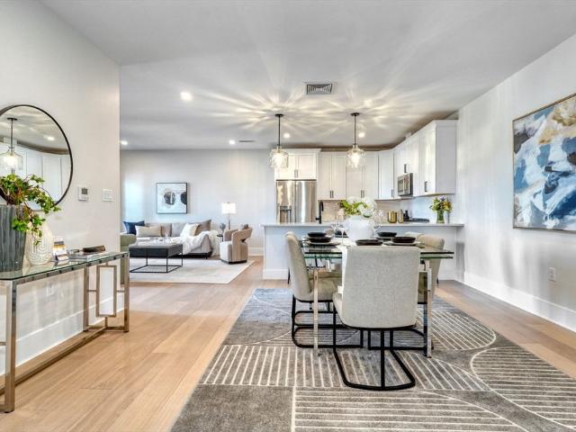 Condo for sale in Wakefield, Massachusetts