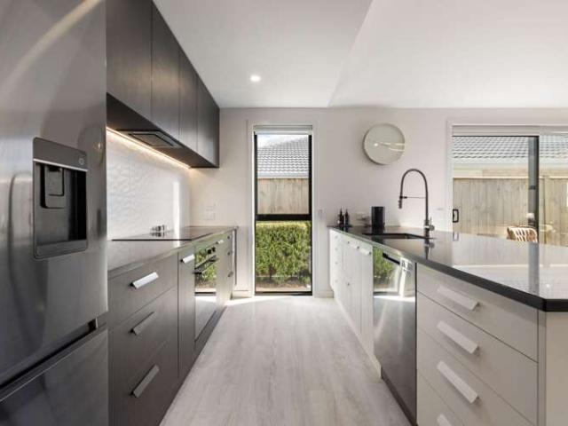 House for sale in Kelvin Grove, Palmerston North