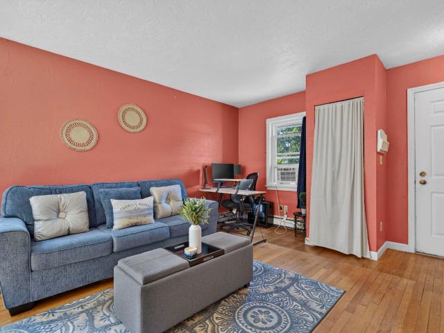 Condo for sale in Raymond, Rockingham County
