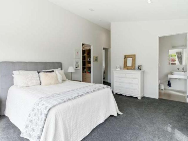 House for sale in Canterbury