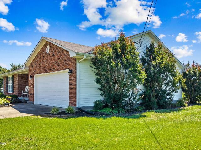 House for sale in Cecilia, Kentucky