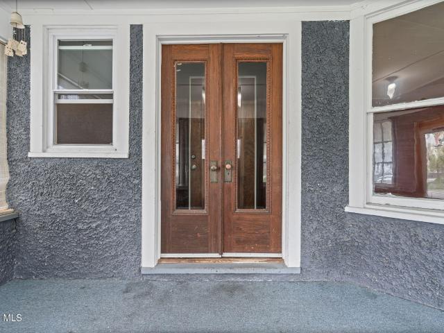 House for sale in Albany, New York