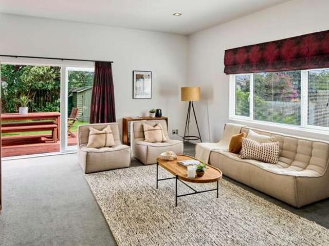 House for sale in Days Bay, Wellington