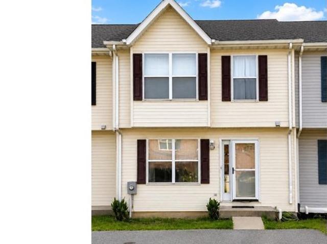 Townhouse for sale in Smithsburg, Maryland