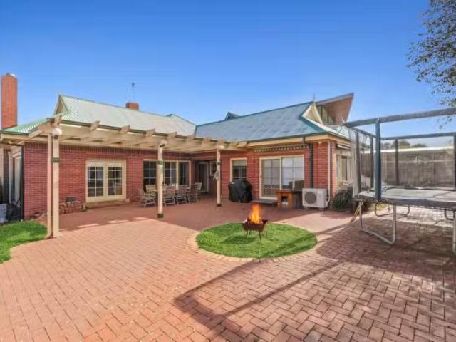 House for rent in Queenscliff, Victoria