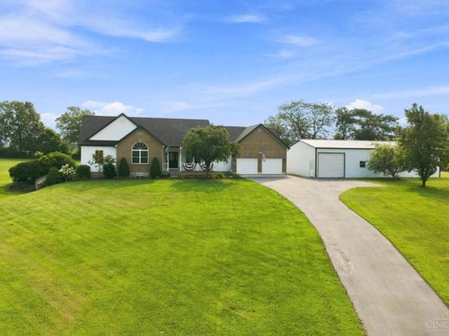 House for sale in New Vienna, Ohio