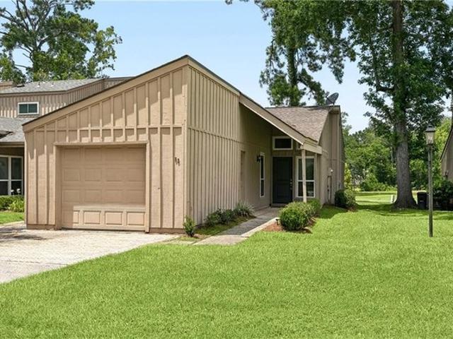 Condo for sale in Mandeville, Louisiana