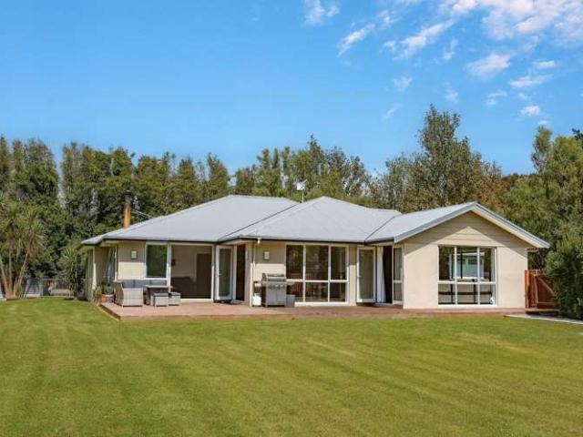 House for sale in Fairdown, West Coast