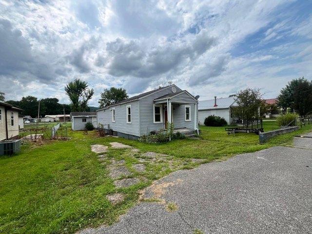 House for sale in West Virginia