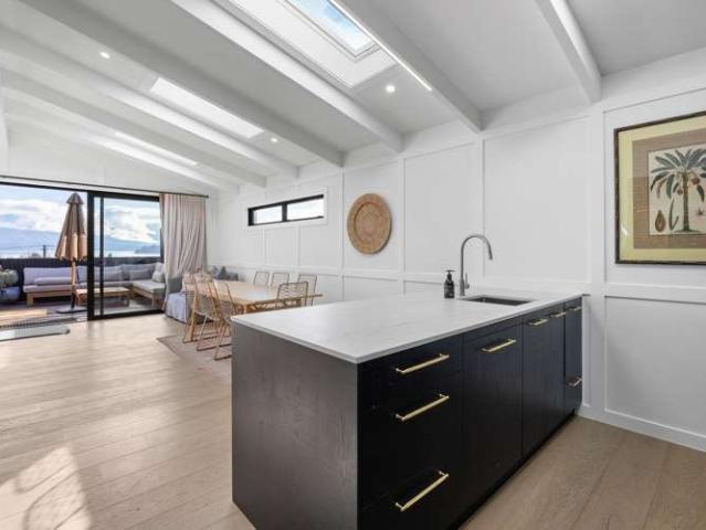 House for sale in Otakou