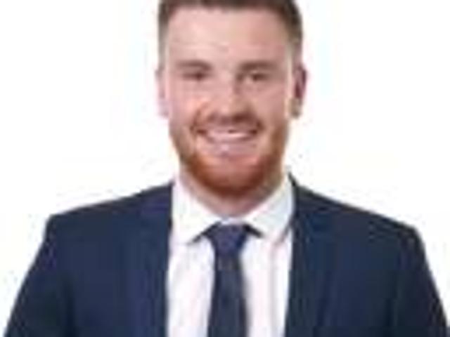 House for sale in Chaslands, Canterbury