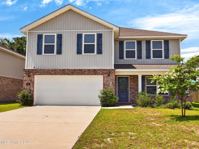 House for sale in Ocean Springs, Mississippi