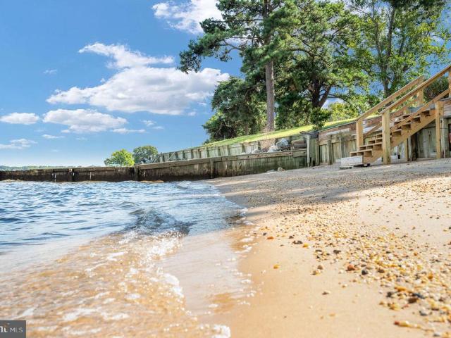 House for sale in Colonial Beach, Westmoreland County