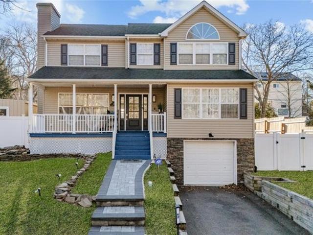 House for sale in Centereach, New York