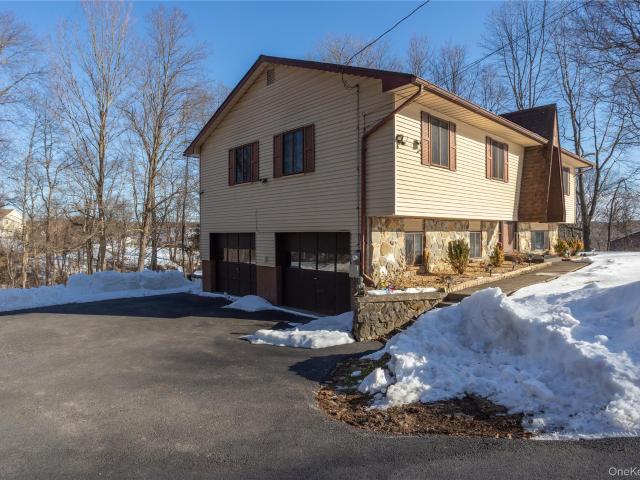 House for sale in Poughkeepsie, New York