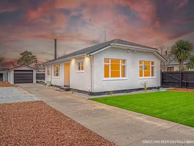 House for sale in Chaslands, Canterbury