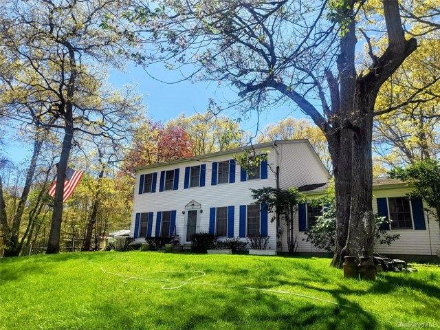 House for sale in Centereach, New York