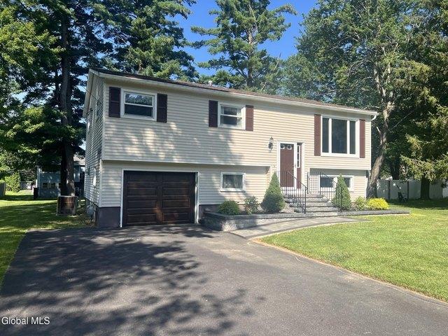 House for sale in Saratoga, New York