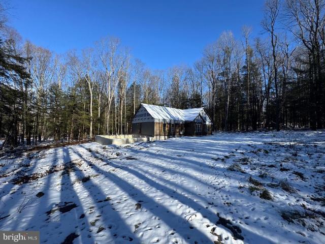 House for sale in Garrett, Maryland