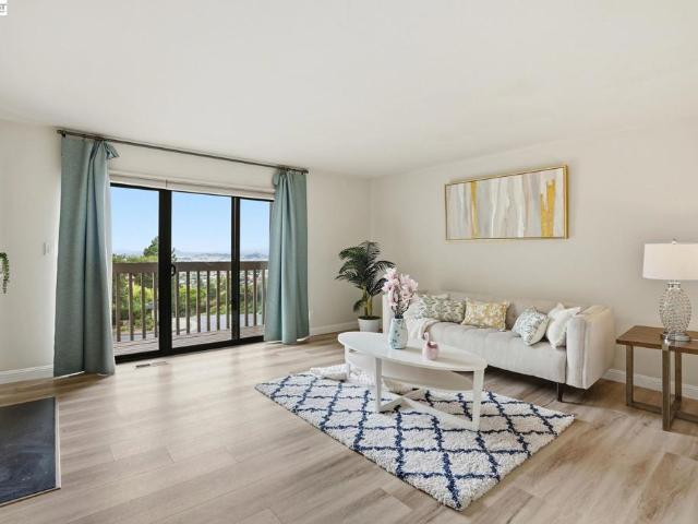 Townhouse for sale in El Cerrito, California