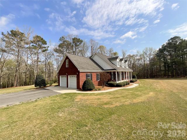 House for sale in Jefferson, South Carolina