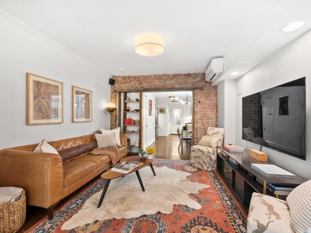 House for sale in Hudson, New Jersey