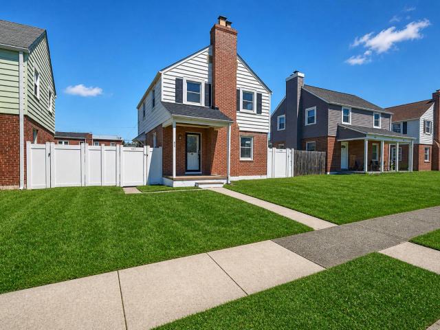 House for sale in Dundalk, Maryland