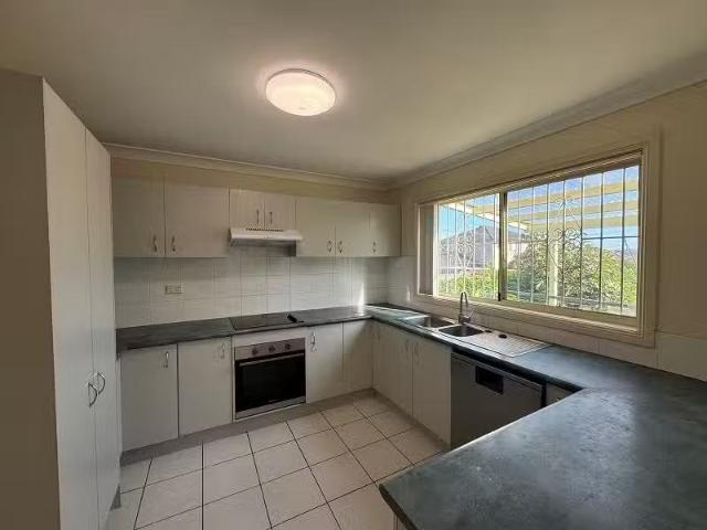 Condo for rent in Sydney, New South Wales