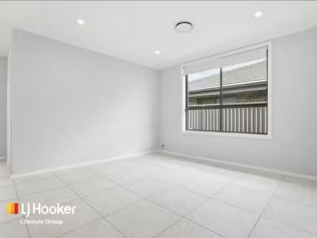 House for rent in Gregory Hills, Sydney
