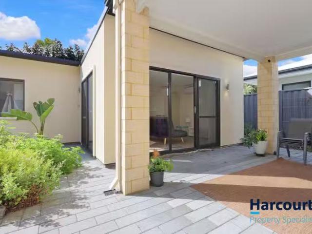 House for rent in Rossmoyne, Western Australia