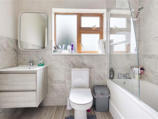 Detached House for sale in Navan, Meath