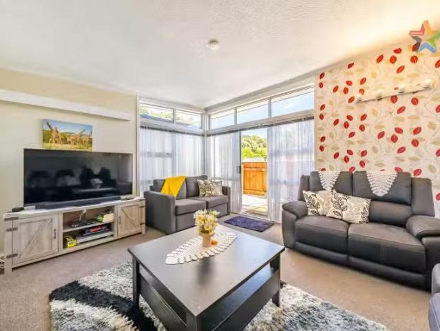 House for sale in Days Bay, Wellington