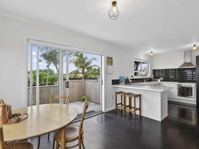 House for sale in Hillsborough, Taranaki