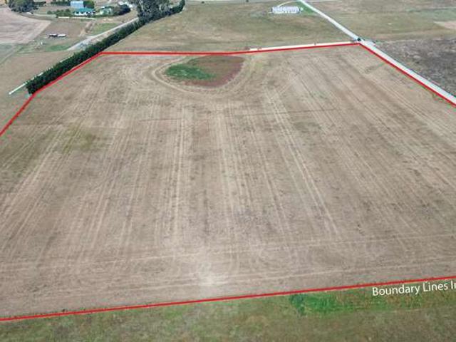 Property for sale in Otakou
