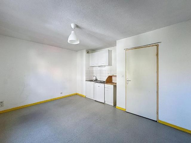 Studio location à Clermont-Ferrand, Clermont-ferrand