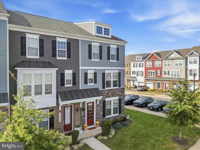 Condo for sale in Haymarket Crossing, Haymarket