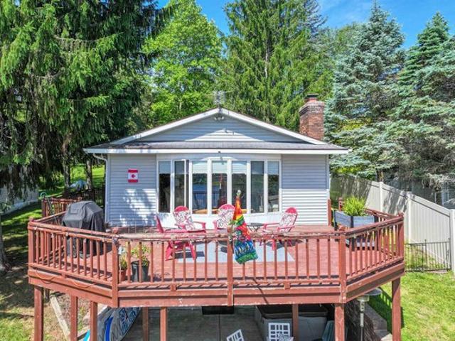 House for sale in Fenton, Michigan