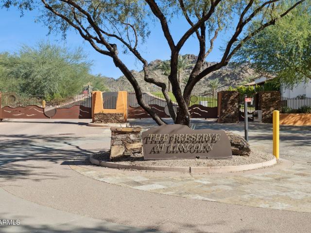 Land for sale in Paradise Valley, Arizona