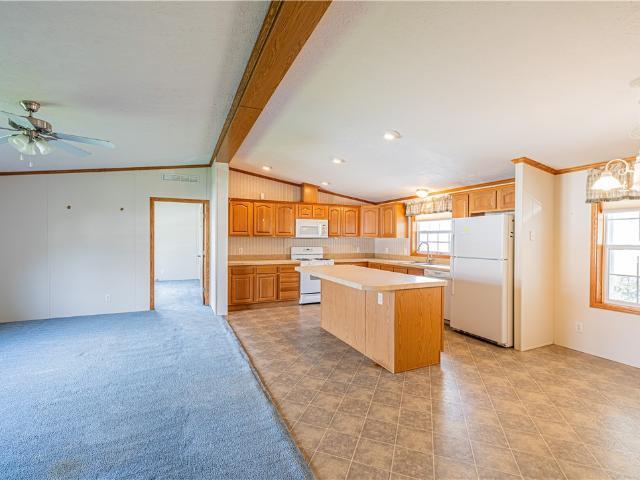 House for sale in Whispering Woods, Town of Williamson