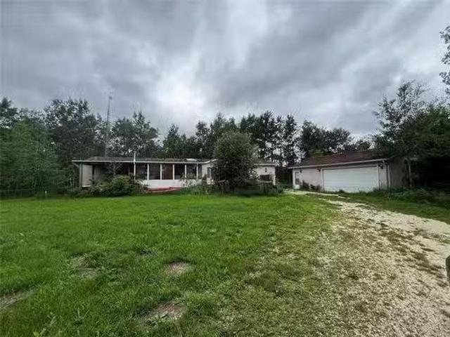 House for sale in Springfield, Manitoba