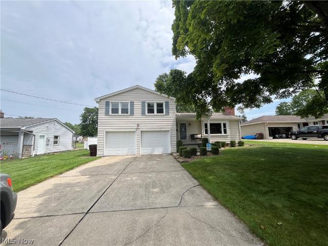 House for sale in Poland, Ohio