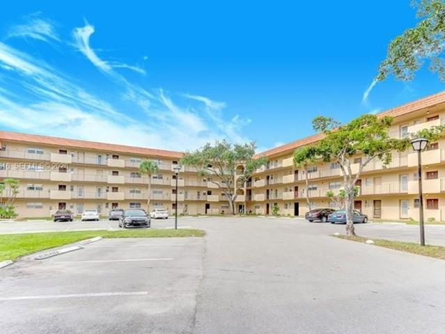 Condo for sale in Lauderhill, Florida
