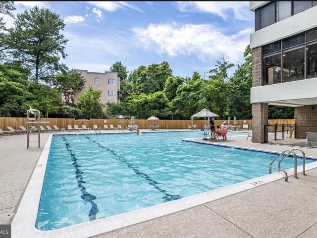 Condo for sale in Virginia