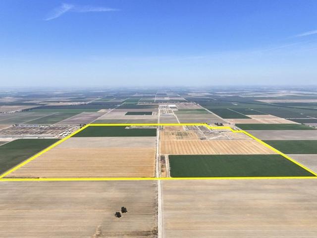 Farm for sale in Tulare, Tulare County