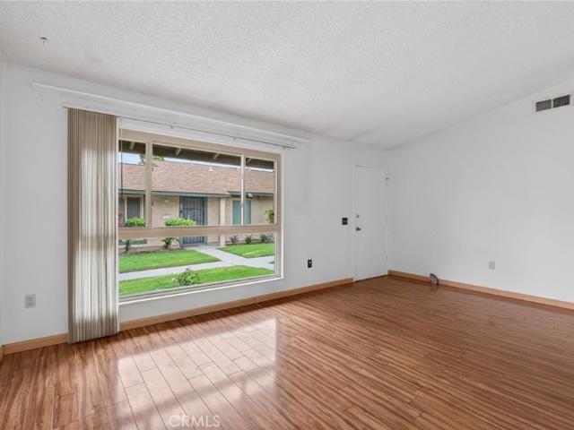 Condo for sale in Magnolia Center, Riverside
