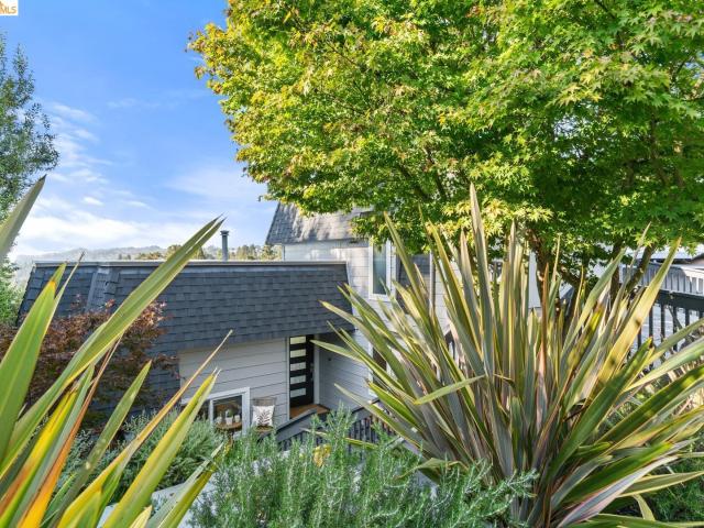 House for sale in Oakland, California