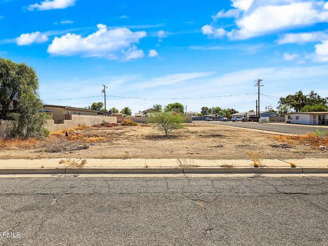 Land for sale in Glendale, Arizona