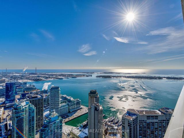 Condo for sale in Toronto, Golden Horseshoe