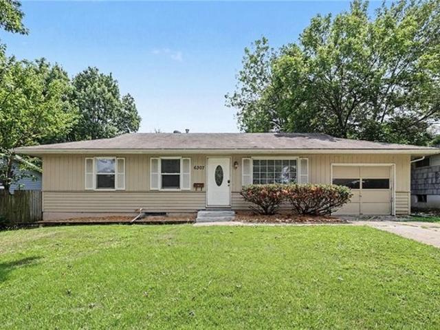House for sale in Grandview, Missouri