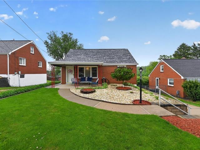 House for sale in South Park, Pennsylvania